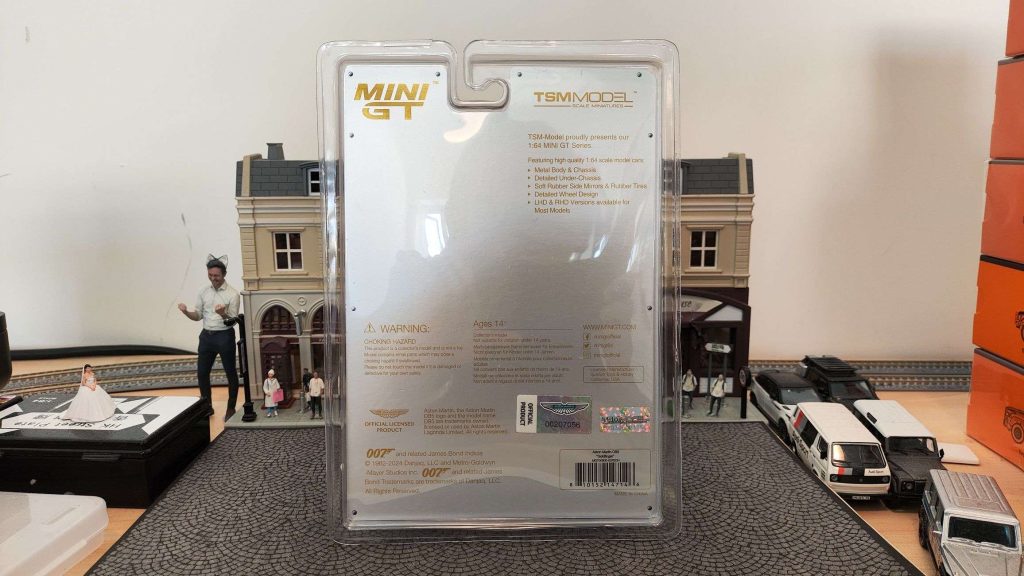 MINI GT Aston Martin DB5 “Goldfinger”