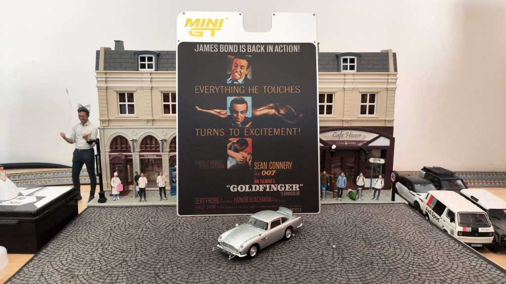 MINI GT Aston Martin DB5 “Goldfinger”