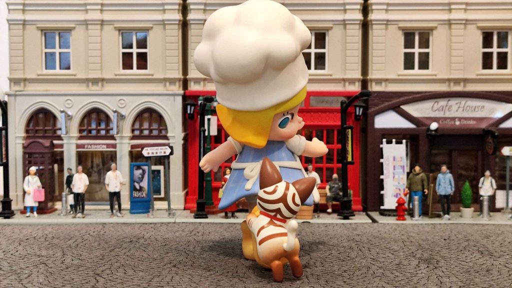 POP MART MOLLY麵包腦袋系列手辦