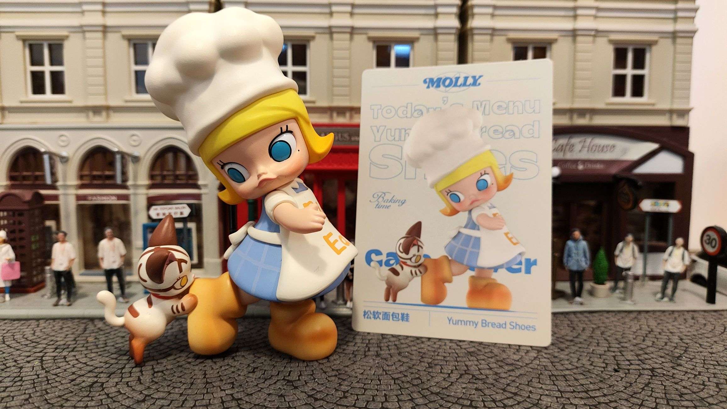 POP MART MOLLY麵包腦袋系列手辦