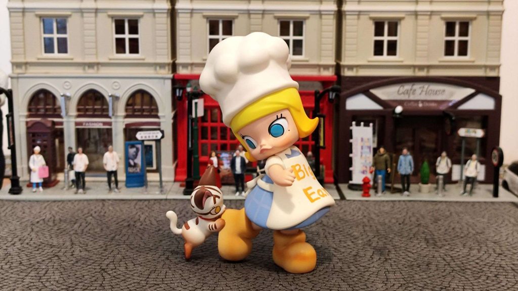 POP MART MOLLY麵包腦袋系列手辦