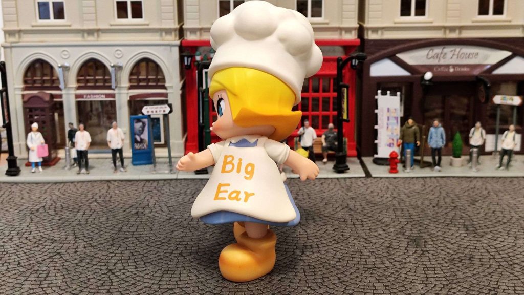 POP MART MOLLY麵包腦袋系列手辦