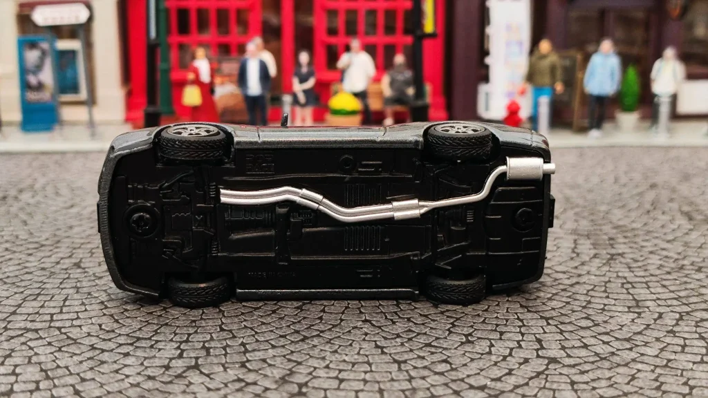 POP RACE Nissan Skyline GT-R R32