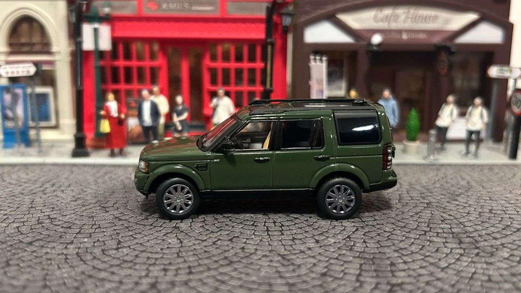Shadow Pro Land Rover Discovery 4