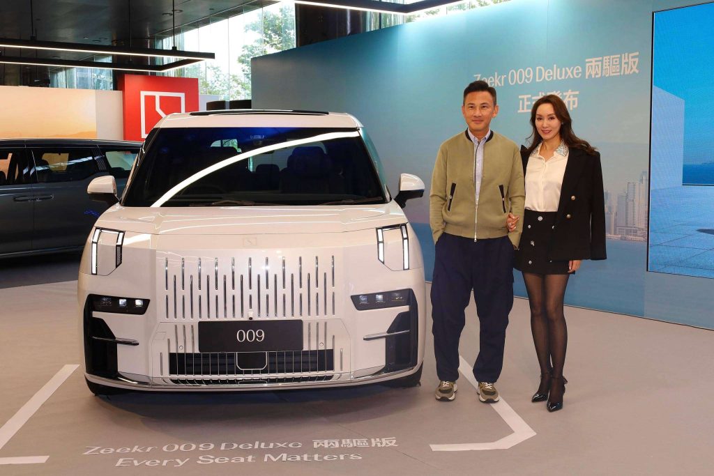 林文龍、郭可盈出席Zeekr 於3月13日在香港太古城旗艦陳列室舉行的Zeekr 009 Deluxe 兩驅版產品發佈會
