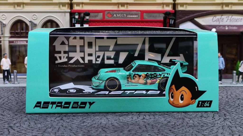 ComplexCon - DPLS x TOYQUBE RWB ASTROBOY