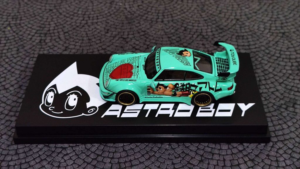ComplexCon - DPLS x TOYQUBE RWB ASTROBOY