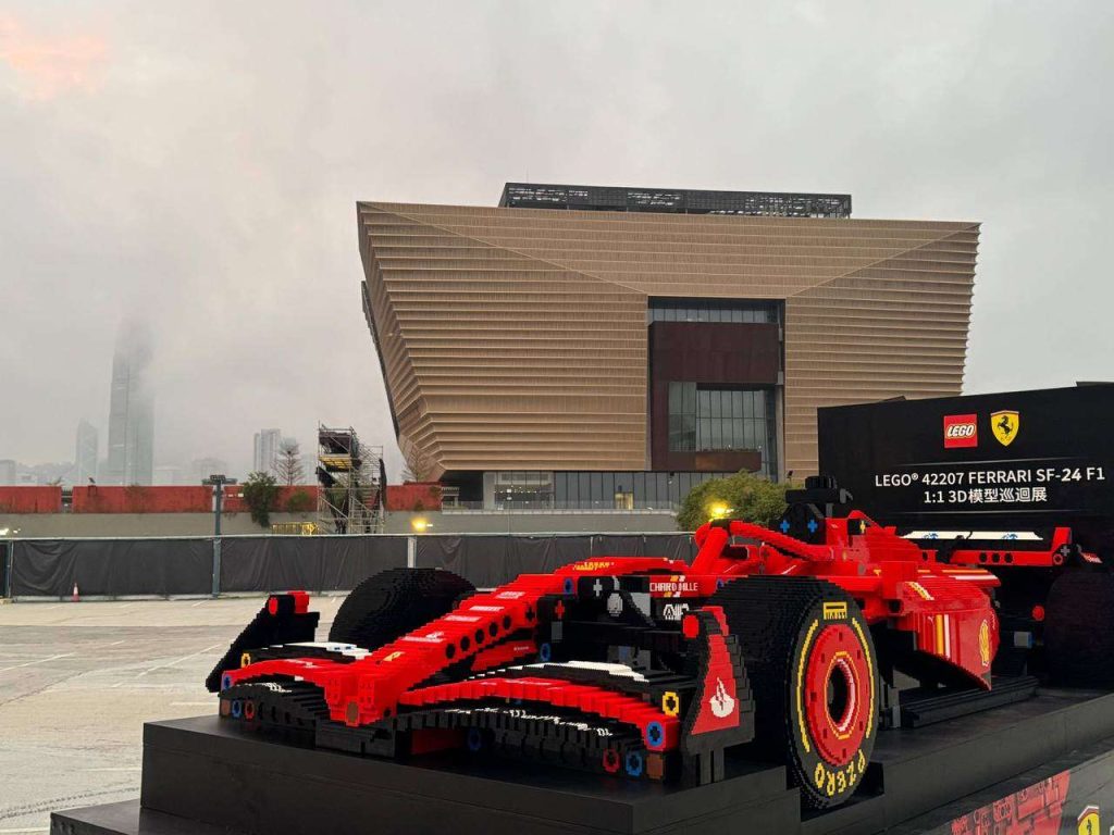 LEGO® F1® 1:1法拉利跑車模型