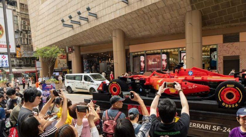 LEGO® F1® 1:1法拉利跑車模型 