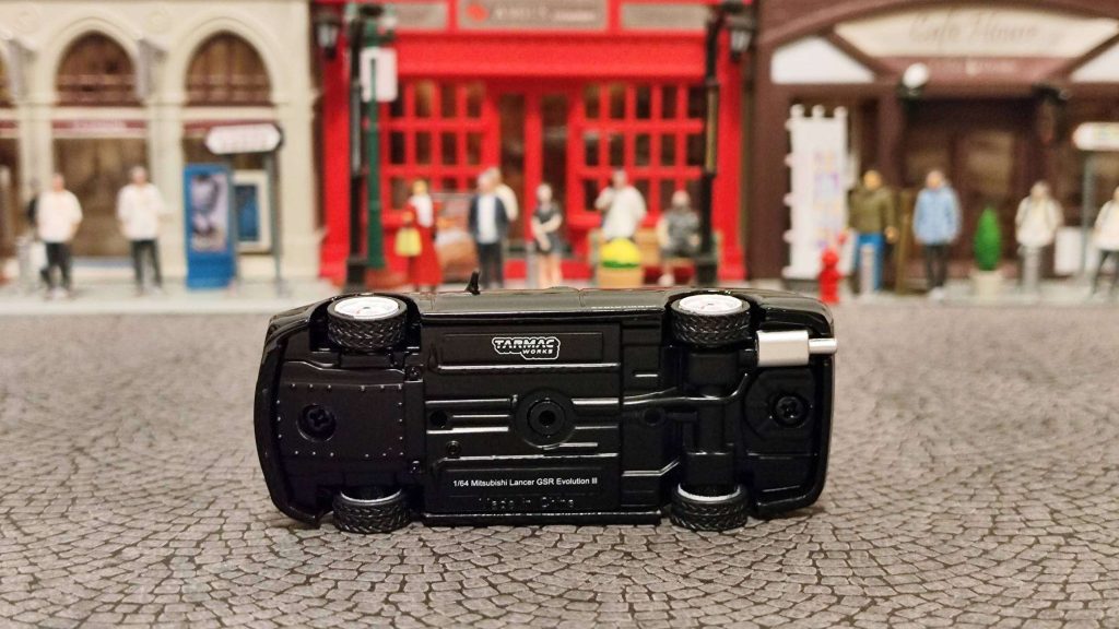 Tarmac Works Mitsubishi Lancer GSR Evolution III