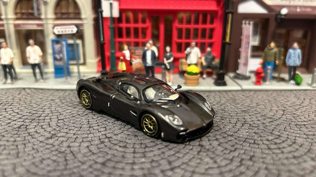 Tarmac Works Pagani Utopia Black Carbon Fiber