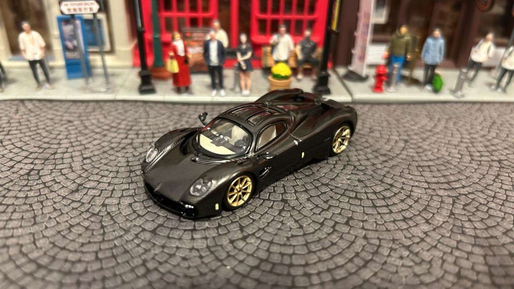 Tarmac Works Pagani Utopia Black Carbon Fiber