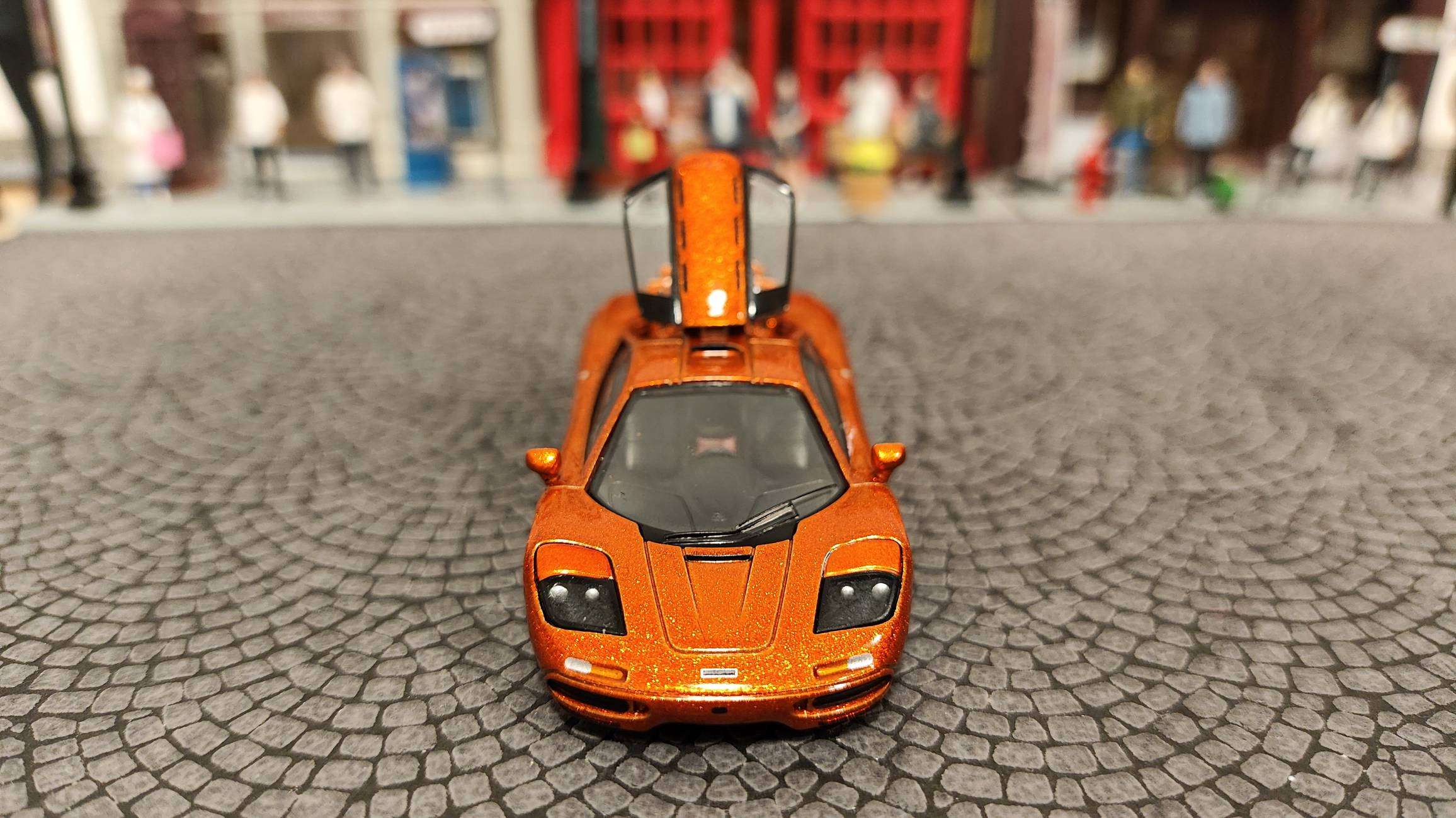POP RACE McLaren F1