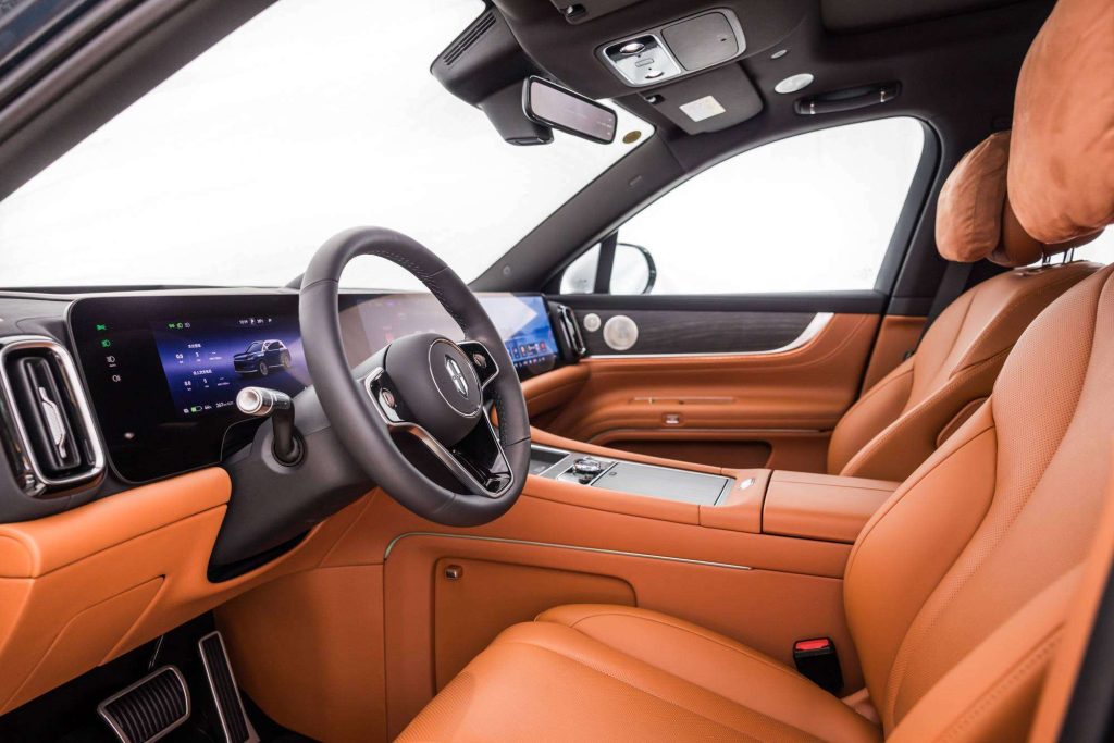 問界M5 Ultra及問界M9