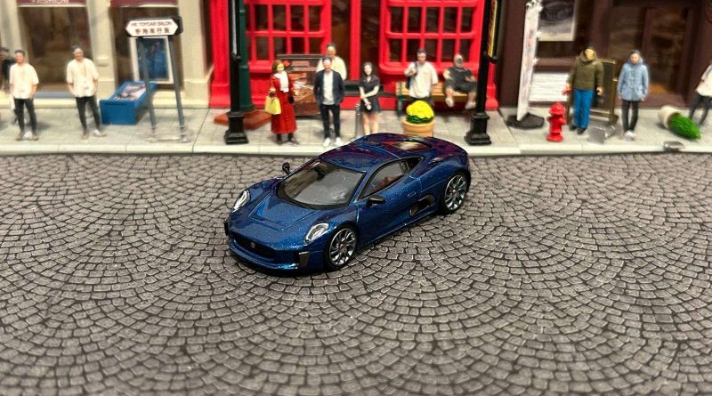 MINI GT Jaguar C-X75