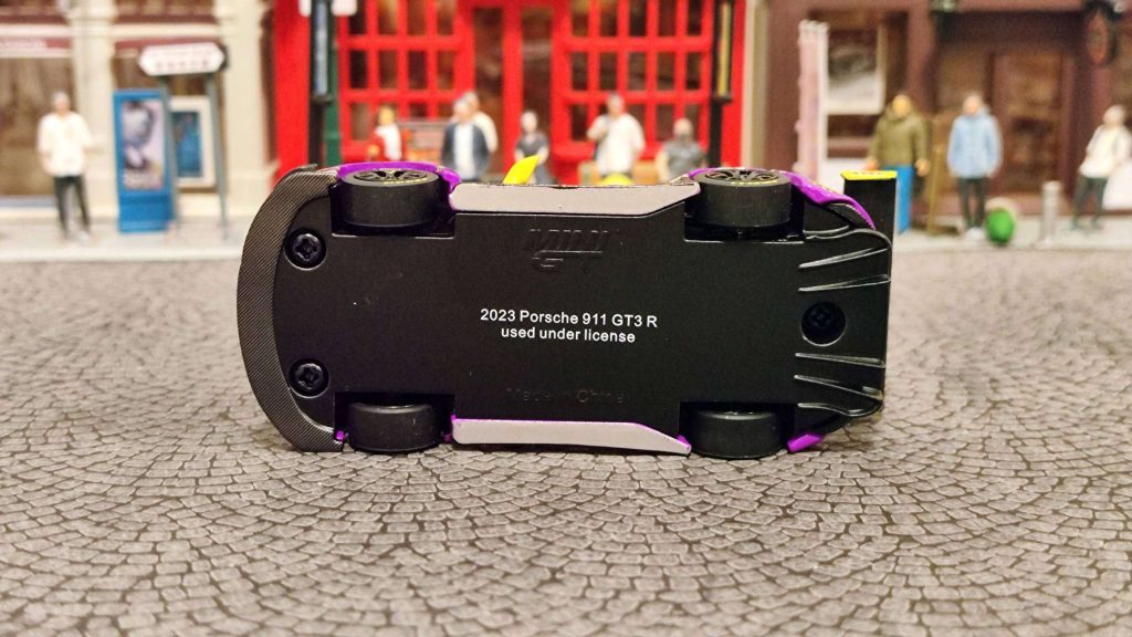 MINI GT Porsche 911 GT3 R #27 FIA GT World Cup 70th Macau Grand Prix HubAuto Racing