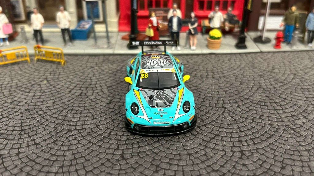 MINI GT Porsche 911 GT3 R #28 FIA GT World Cup 70th Macau Grand Prix HubAuto Racing