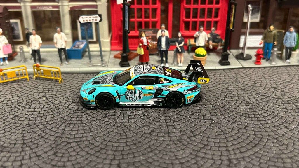 MINI GT Porsche 911 GT3 R #28 FIA GT World Cup 70th Macau Grand Prix HubAuto Racing