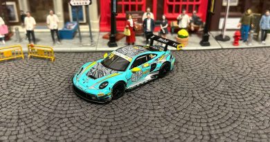 MINI GT Porsche 911 GT3 R #28 FIA GT World Cup 70th Macau Grand Prix HubAuto Racing