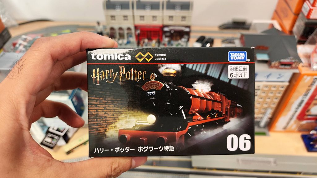 Tomica Premium Unlimited Harry Potter Hogwarts Express