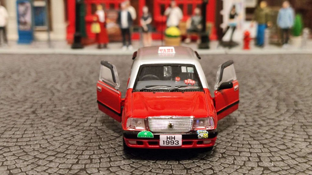 Hung Hing Toys Toyota Crown Comfort Taxi