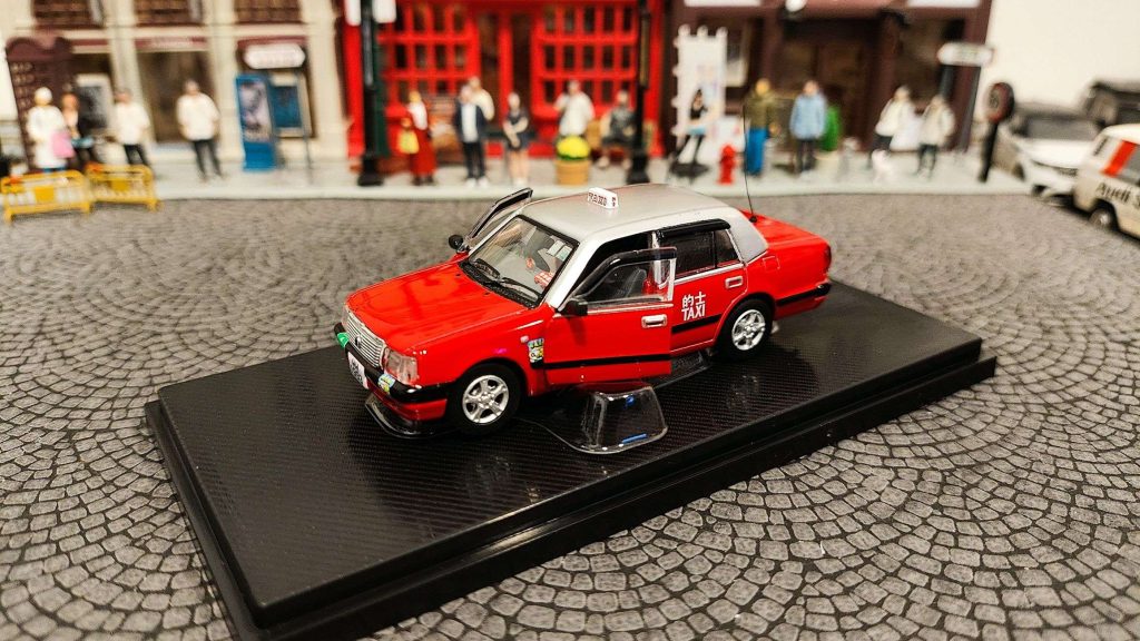 Hung Hing Toys Toyota Crown Comfort Taxi
