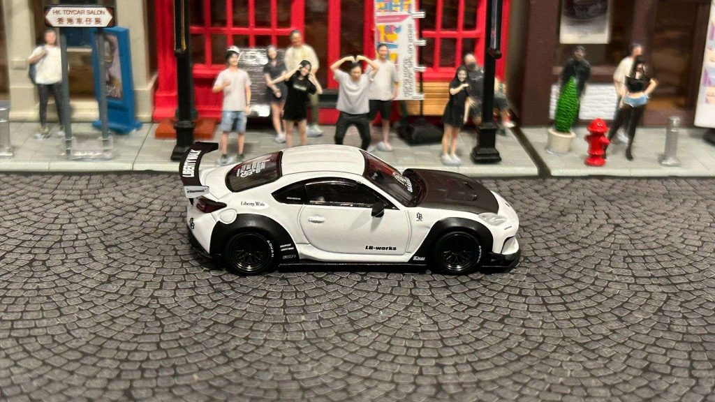 MINI GT Toyota GR86 LB Nation (White)