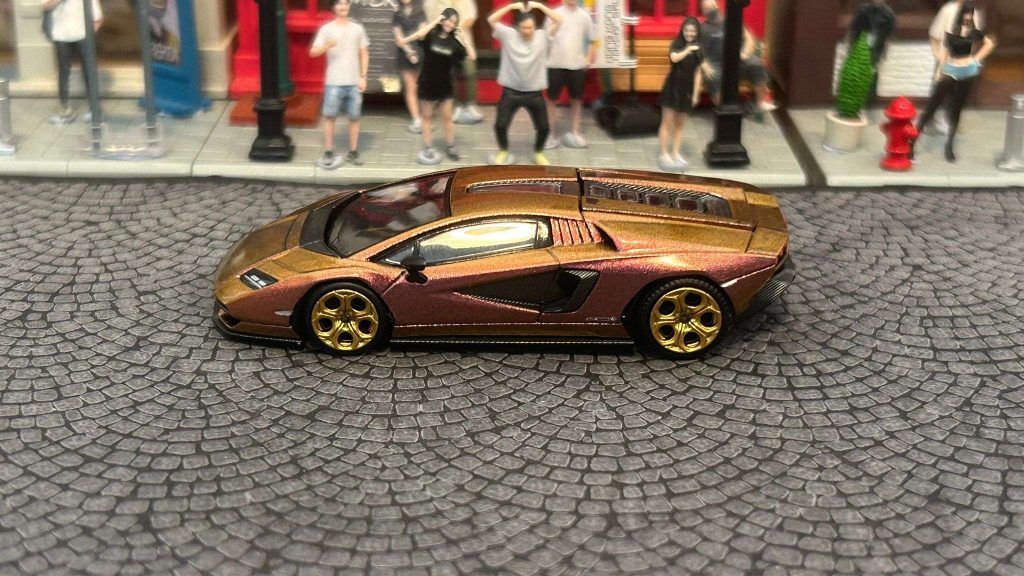 POP RACE Lamborghini Countach LPI 800-4