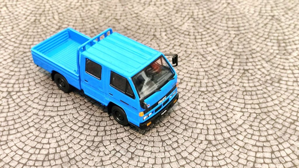 Model 1 Isuzu NHR 1987