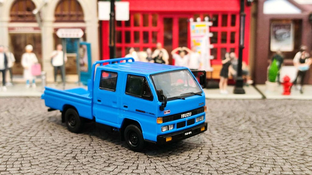 Model 1 Isuzu NHR 1987