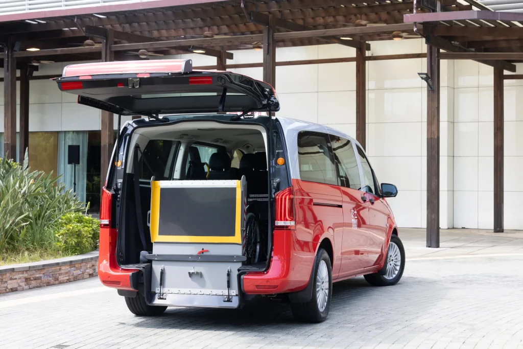 平治eVito電動輪椅的士