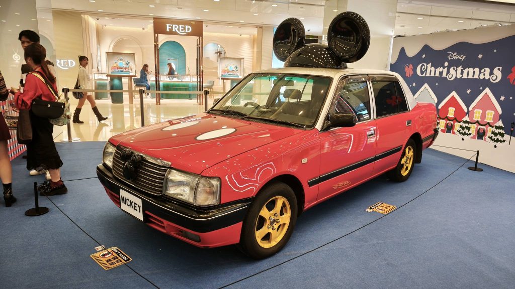 Magical Christmas Pop-up Store