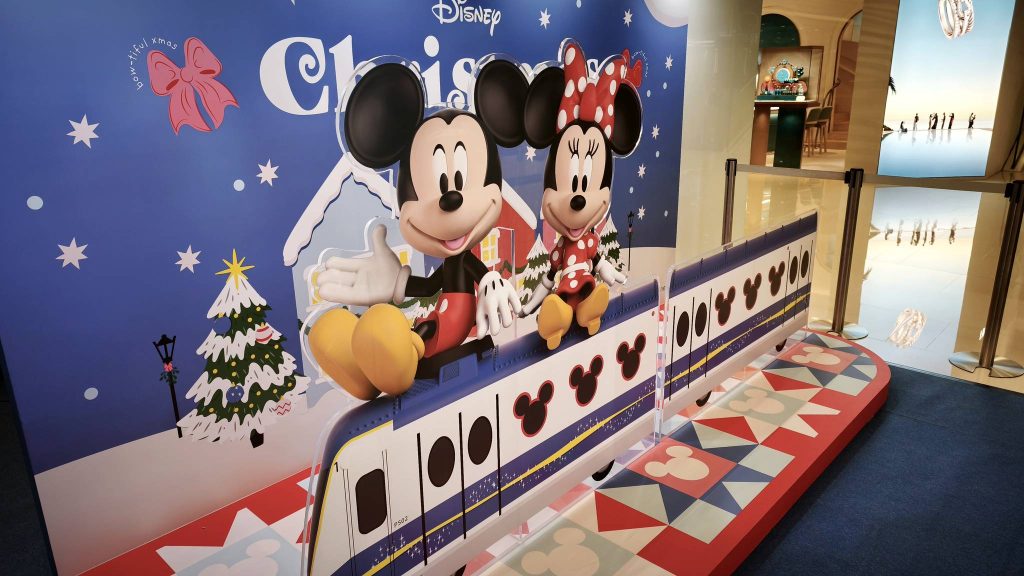 Magical Christmas Pop-up Store