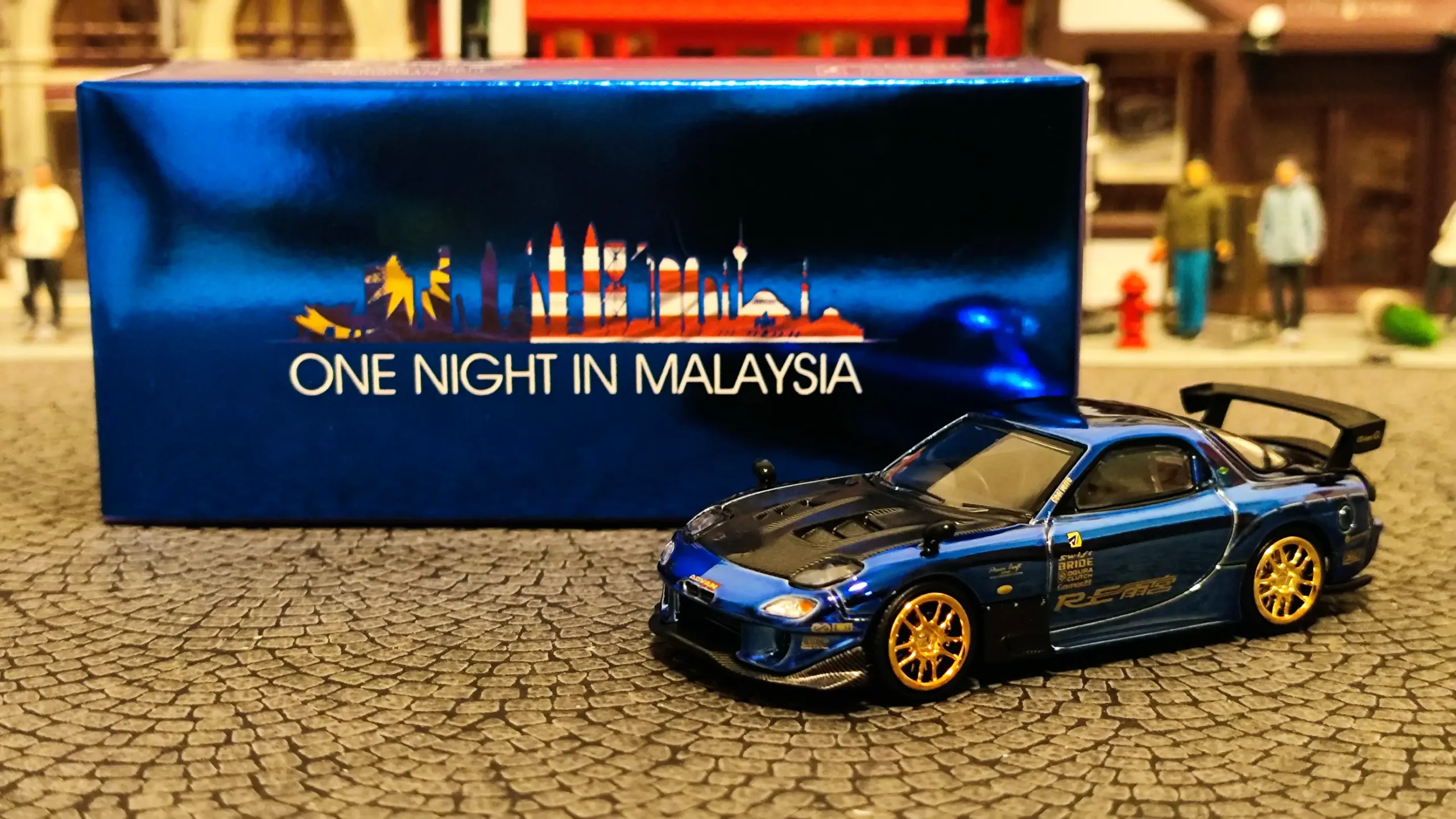 MINI GT Mazda RX-7 RE-Amemiya Chrome Blue One Night in Malaysia 2025