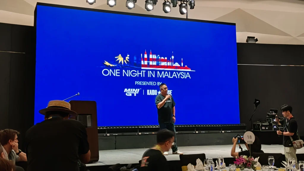 MINI GT Mazda RX-7 RE-Amemiya Chrome Blue One Night in Malaysia 2025