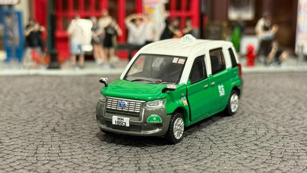 鴻興玩具大玩變色版香港的士