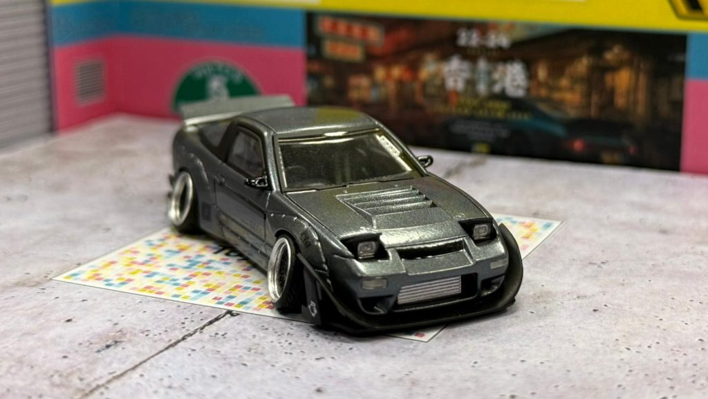 Micro Turbo 180SX Rocket Bunny呈現細比例跳燈情意結,高度還原真身