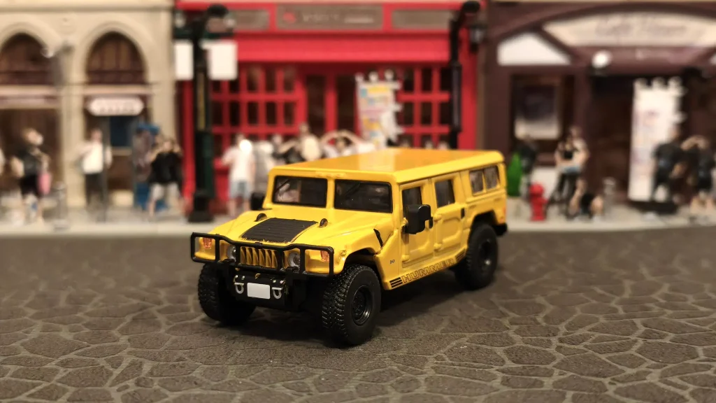 596 Hummer H1
