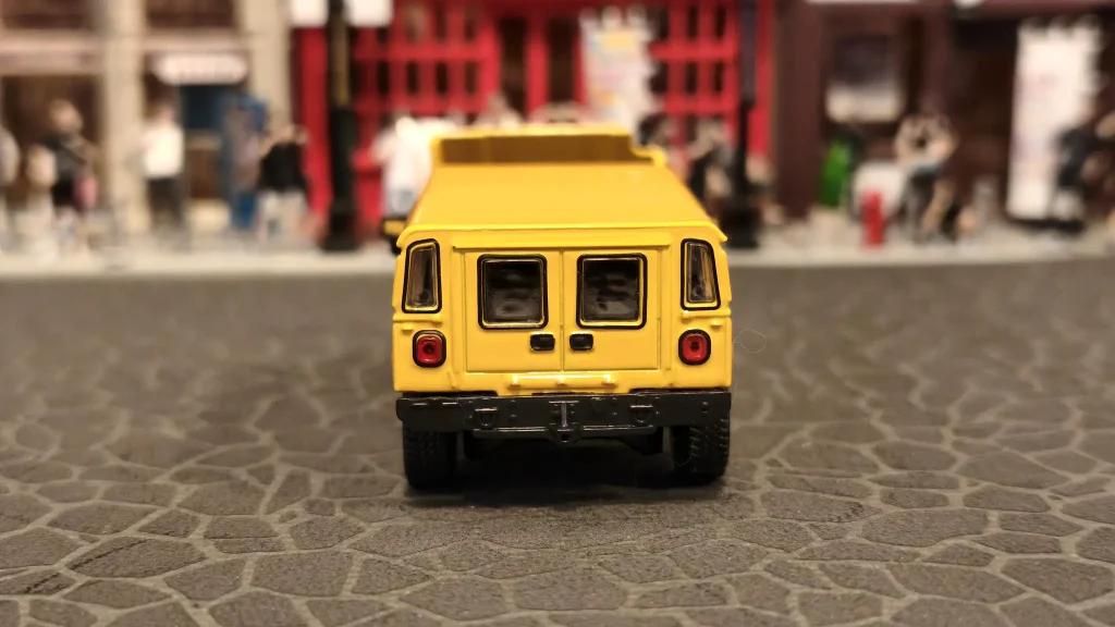 596 Hummer H1