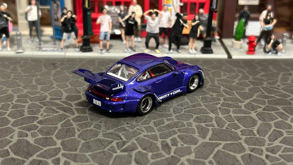 Tarmac Works RWB 993 Army Girl