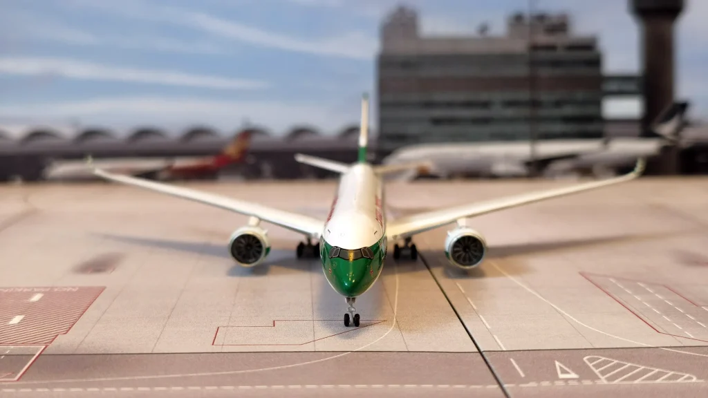 Airbus A350-900 Cathay Pacific 80th anniversary special livery model