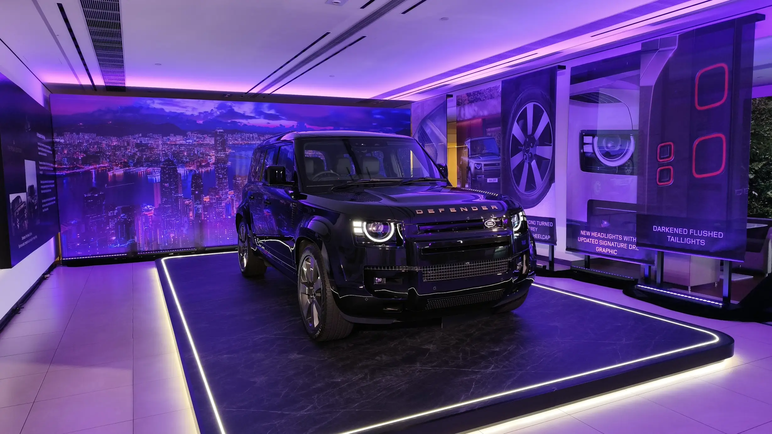 Land Rover Defender The Peak Edition