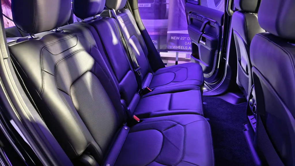 Land Rover Defender The Peak Edition