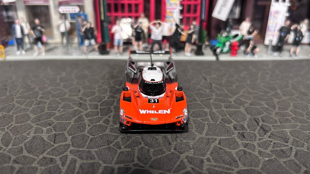 Mini GT Cadillac V-Series.R