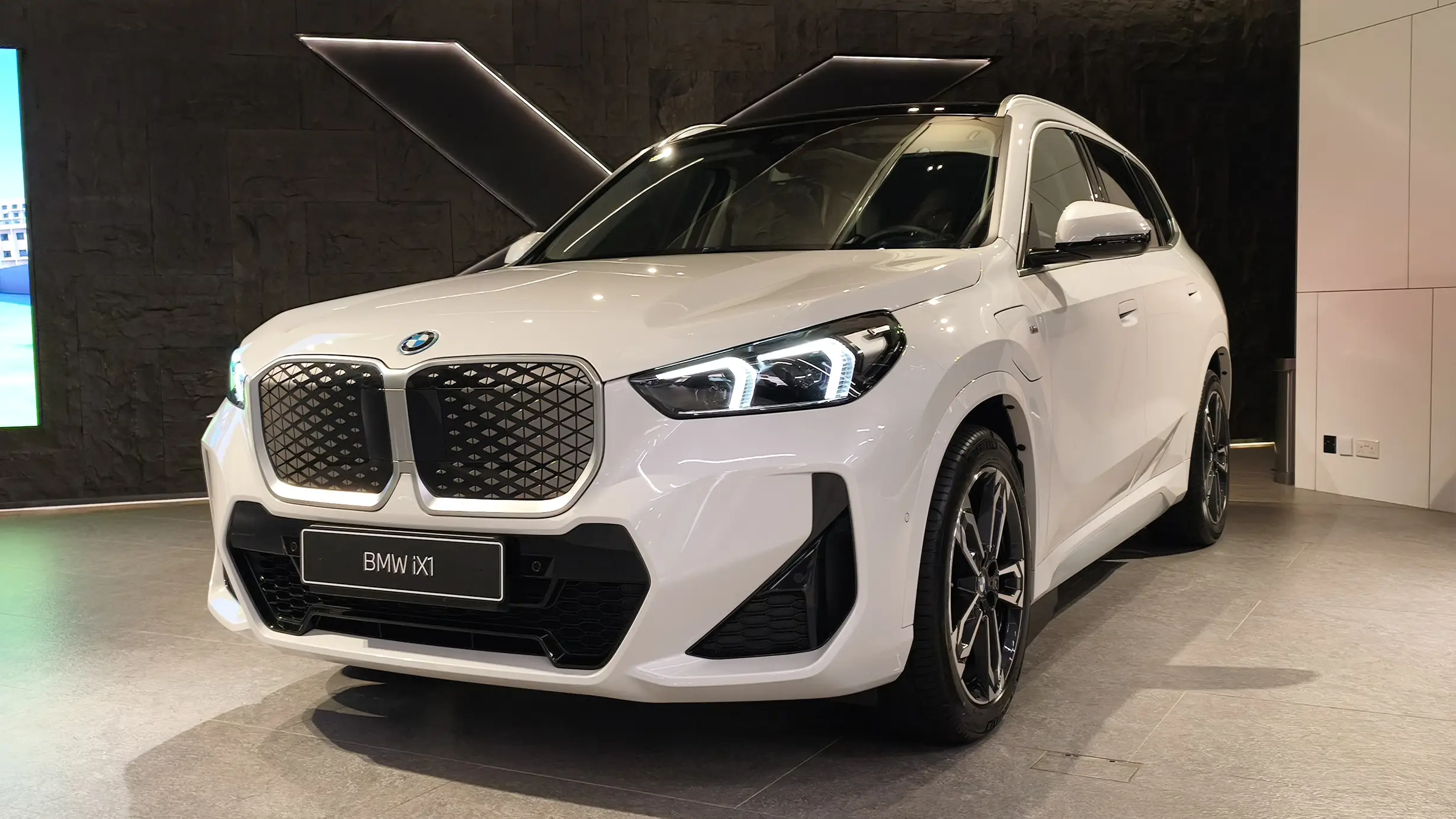 BMW iX1 eDrive20L M Sport