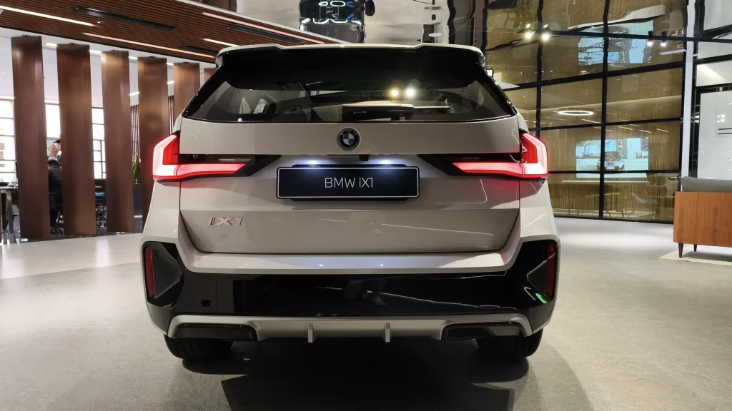 BMW iX1 eDrive20L M Sport 