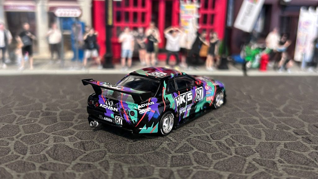 Tarmac Works Nissan Skyline GT-R (R32)