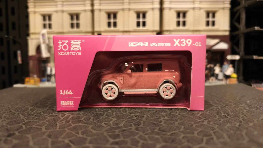 XCARTOYS 1:64 iCAR V23 Flocking style X39-01