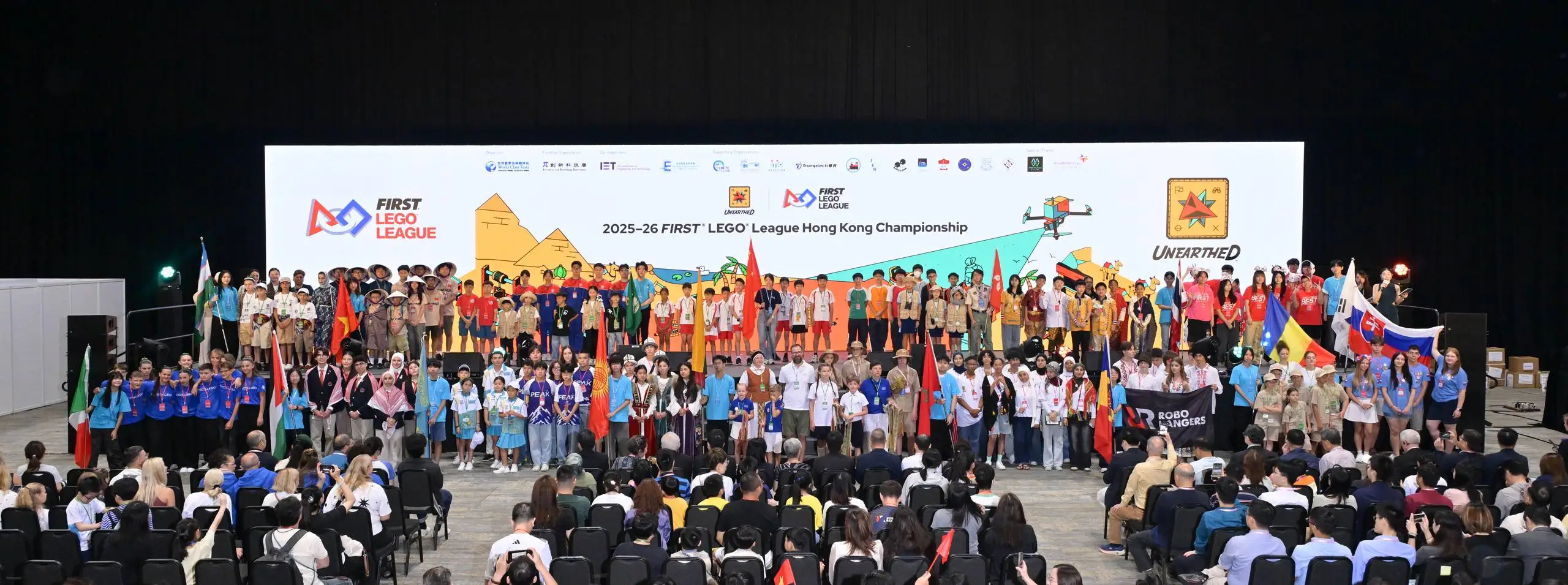 2025-26 FIRST LEGO League（FLL）香港錦標賽今日正式揭幕，吸引超過320支來自全球15個以上國家及地區的本地及海外精英隊伍，逾2,000名學生參與，規模為全港同類賽事之最。