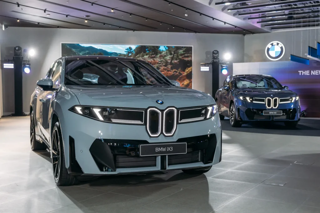 BMW iX3